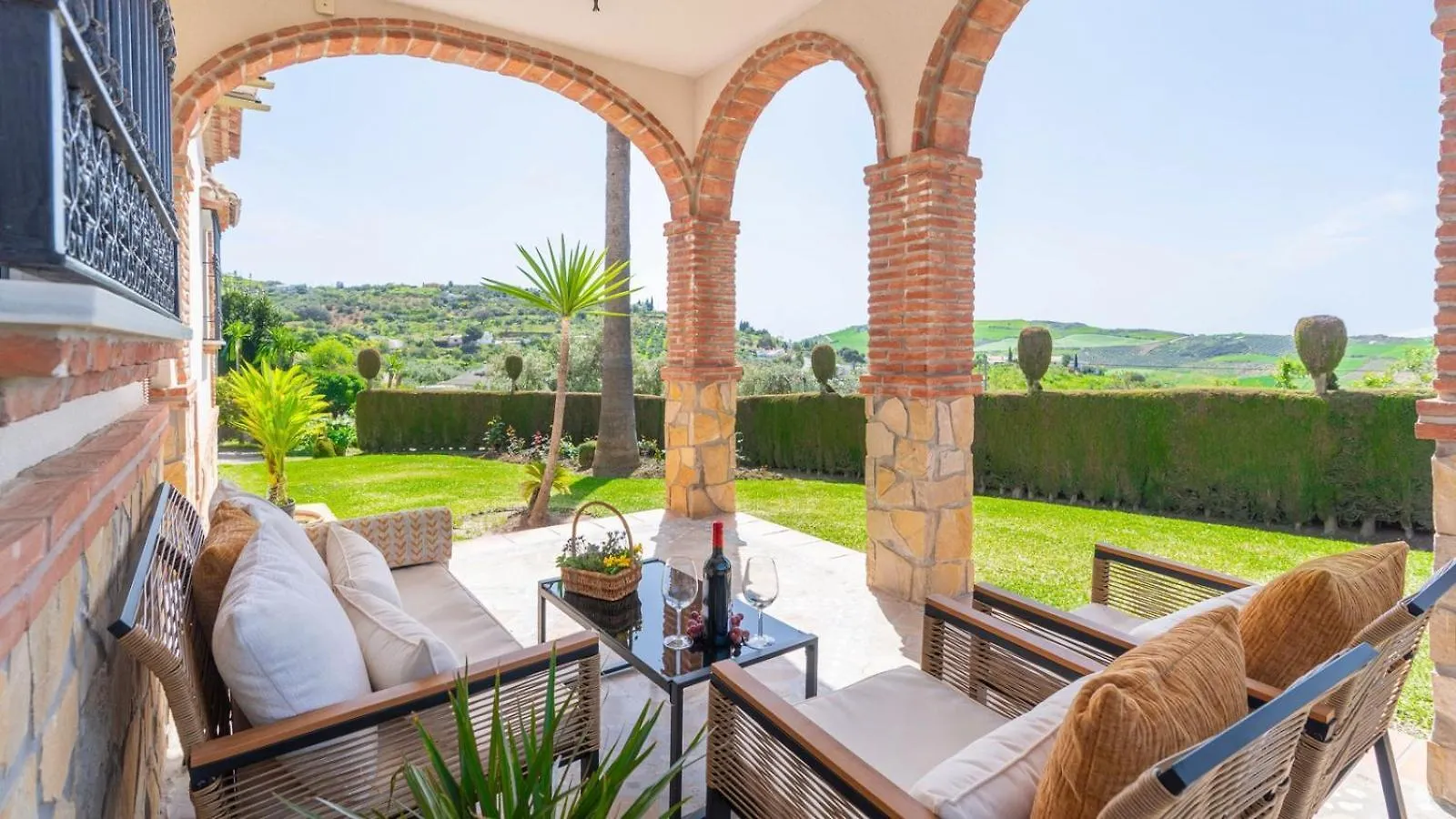 Villa Casa Los Lirios Antequera - La Higuera By Ruralidays